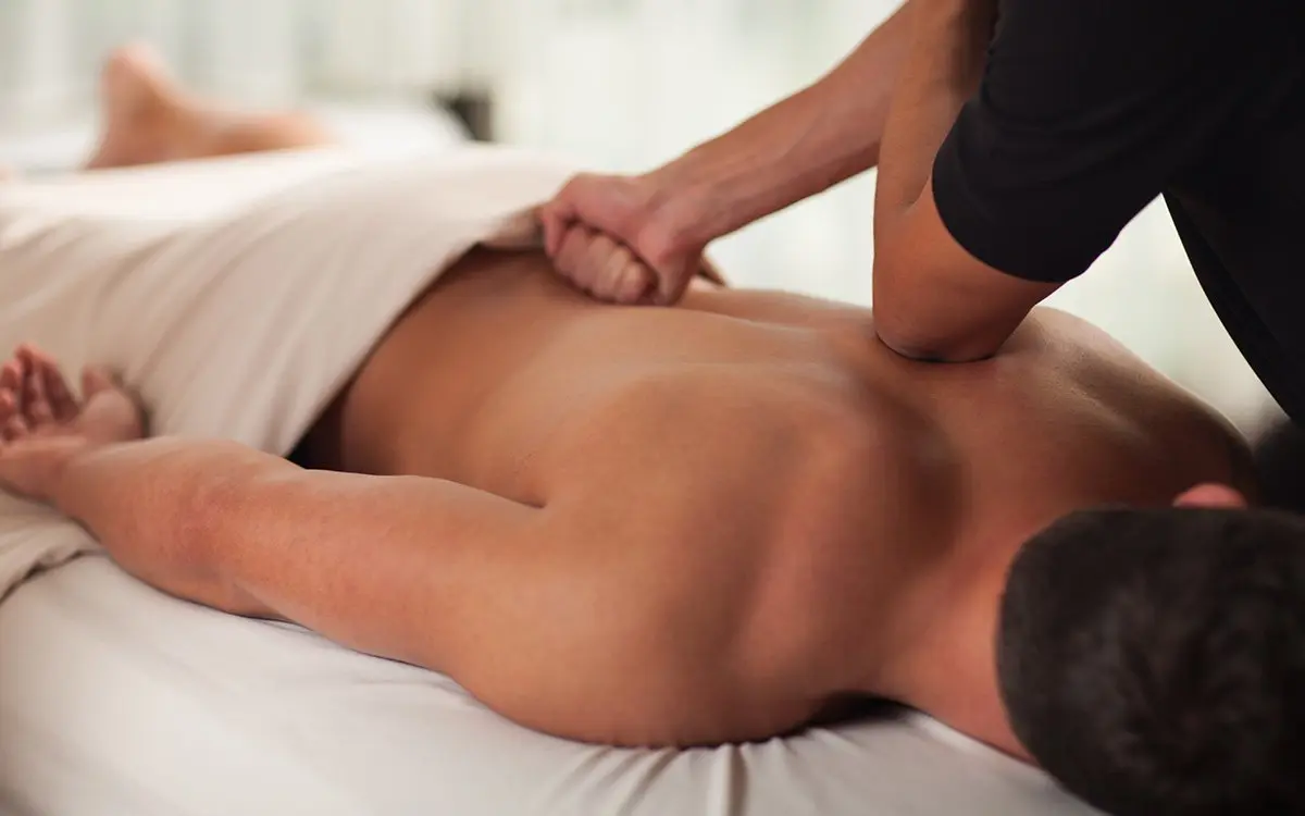 deep-tissue-massage-2